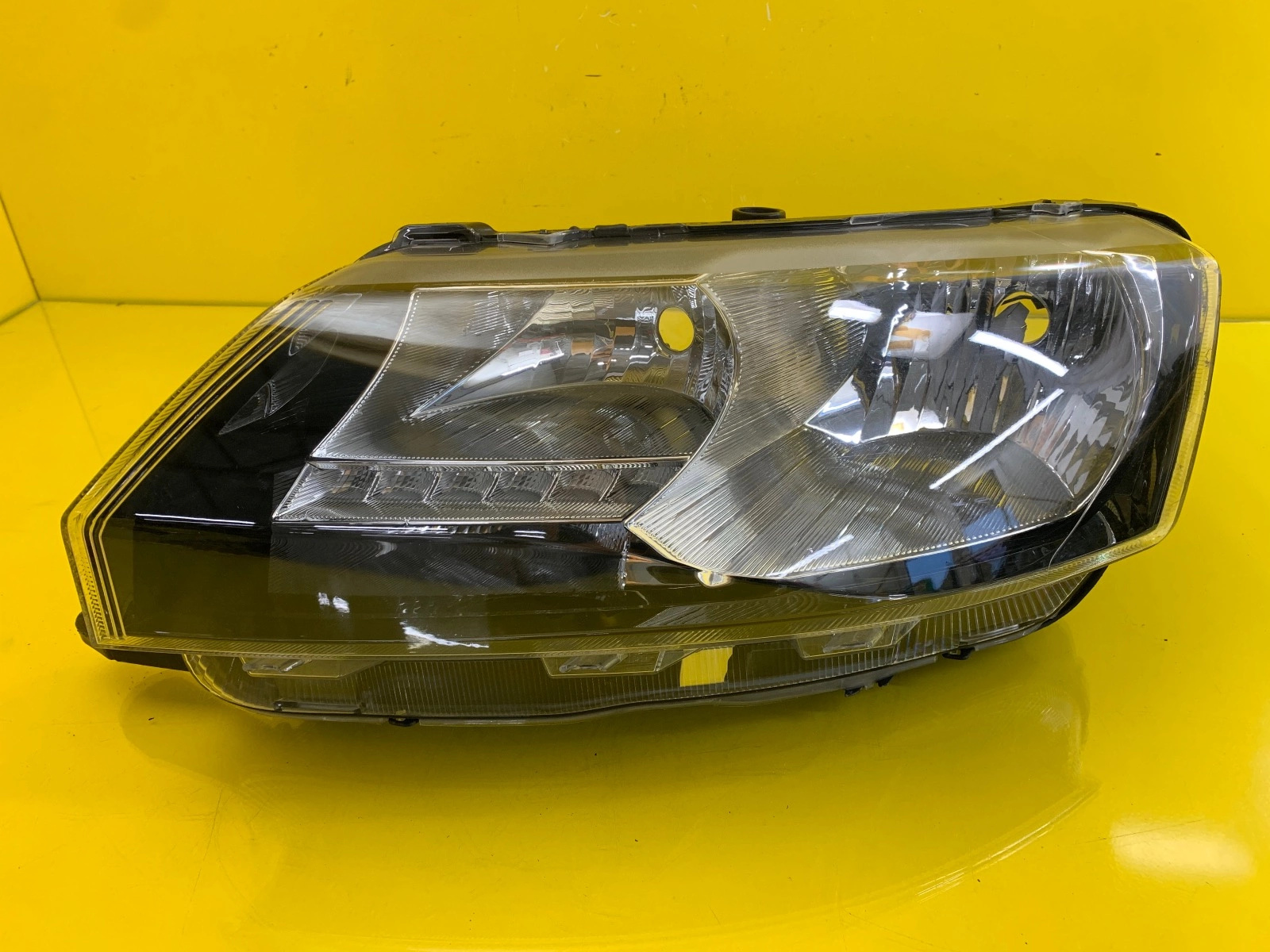 Far Skoda Rapid 5j LED