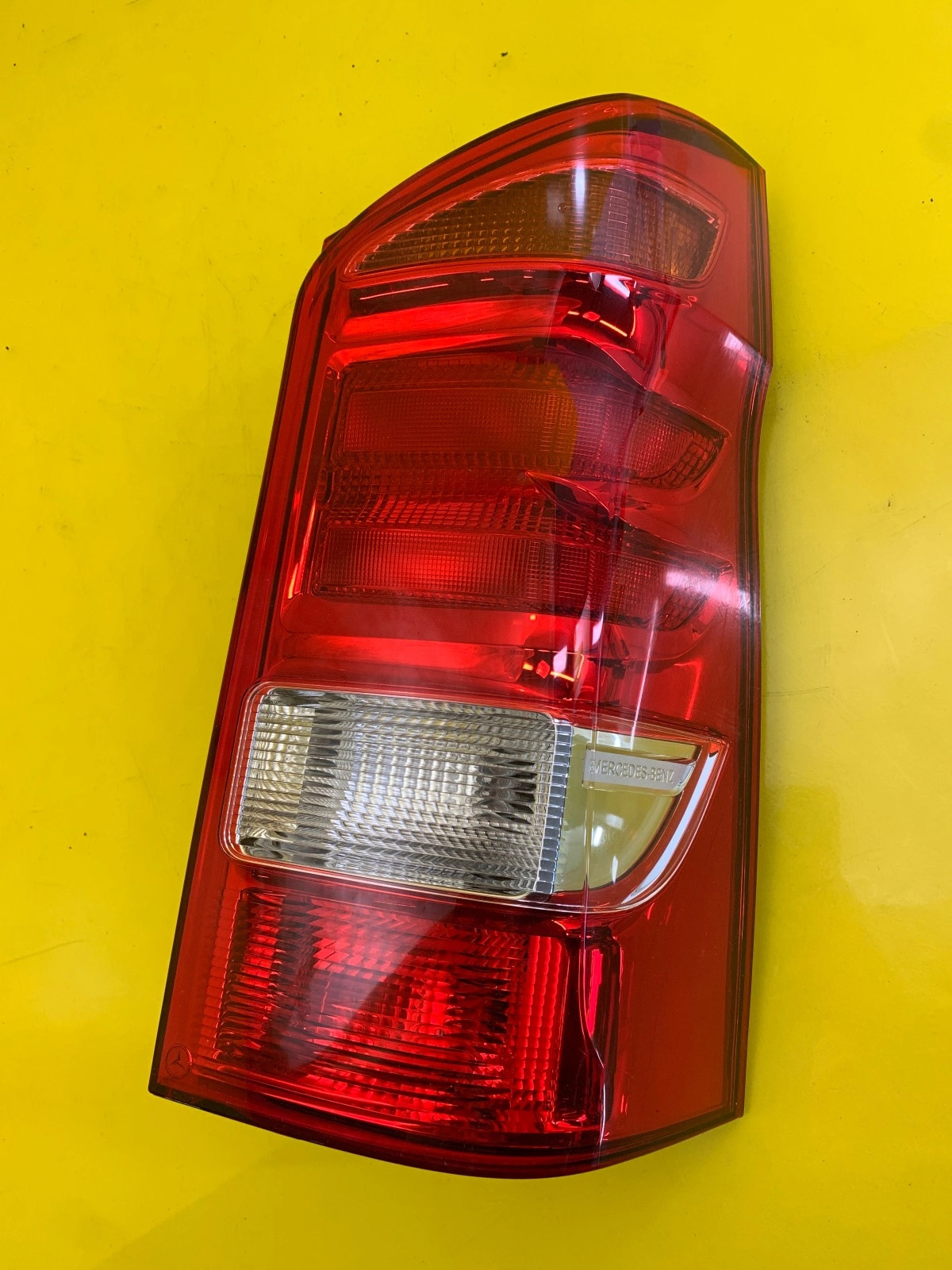Lampă spate dreapta OEM 23049