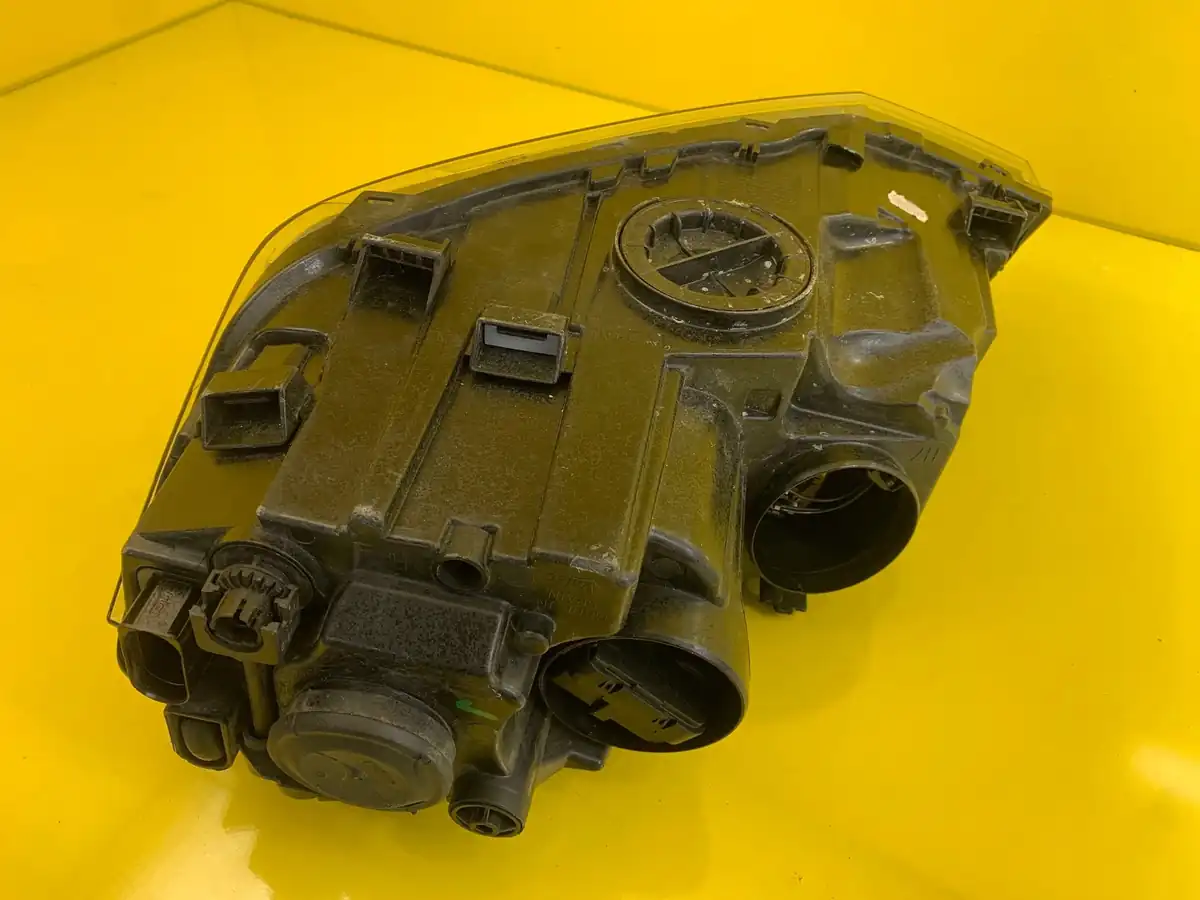 Far Dreapta Volkswagen Polo Vi 2G
