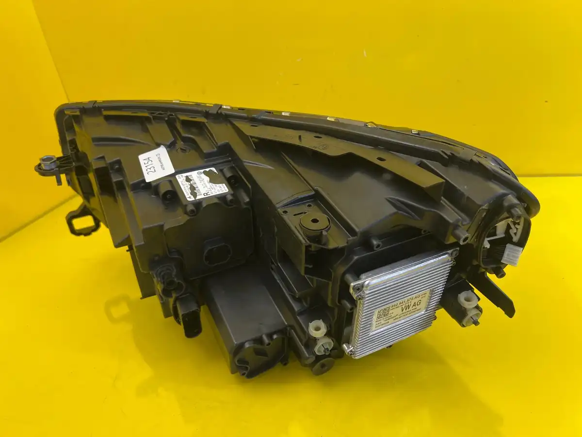 Far Dreapta VW Tiguan 3 III 571 Full LED