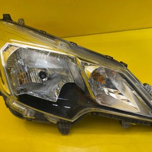 Far dreapta  Facelift OEM 23194