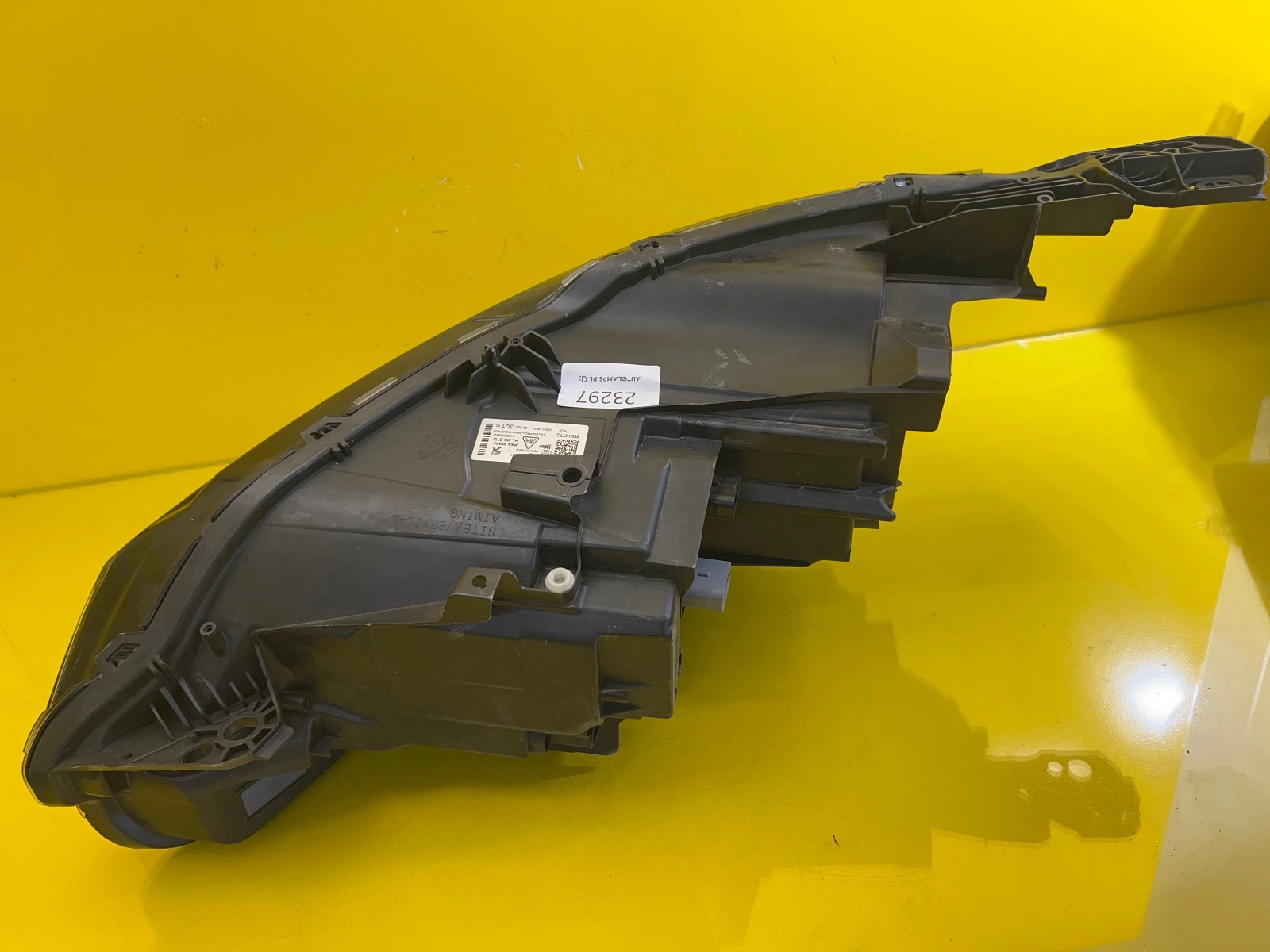 Far dreapta Full LED Facelift OEM 23297 - Image 3