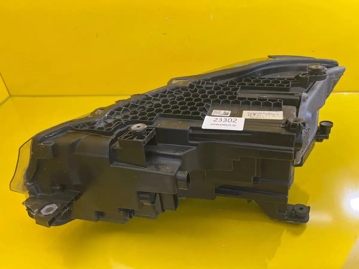 Far Dreapta VW Caddy V Full LED