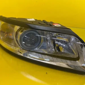 Far Dreapta Volvo S40 V50 Lift 07 Xenon