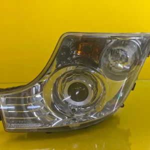 Far Mercedes Actros MP4 Xenon