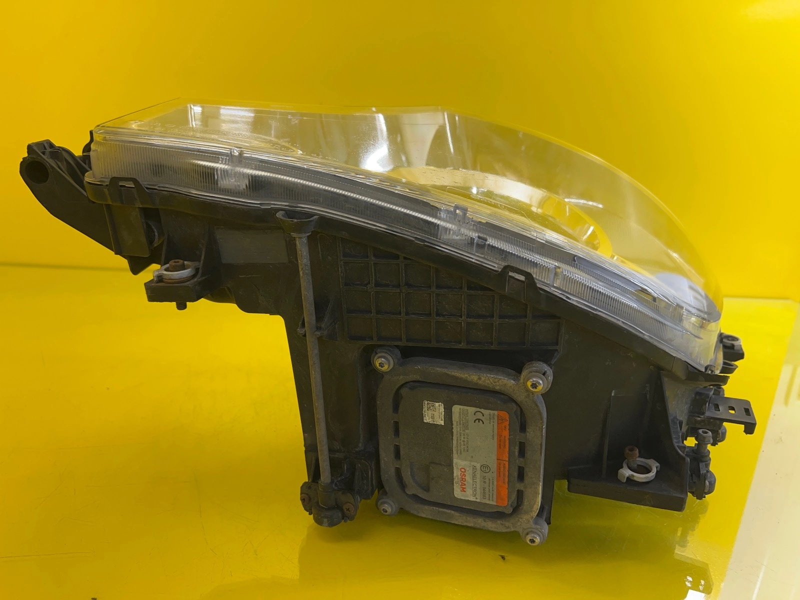 Far stânga Bi-Xenon OEM 23325 - Image 4