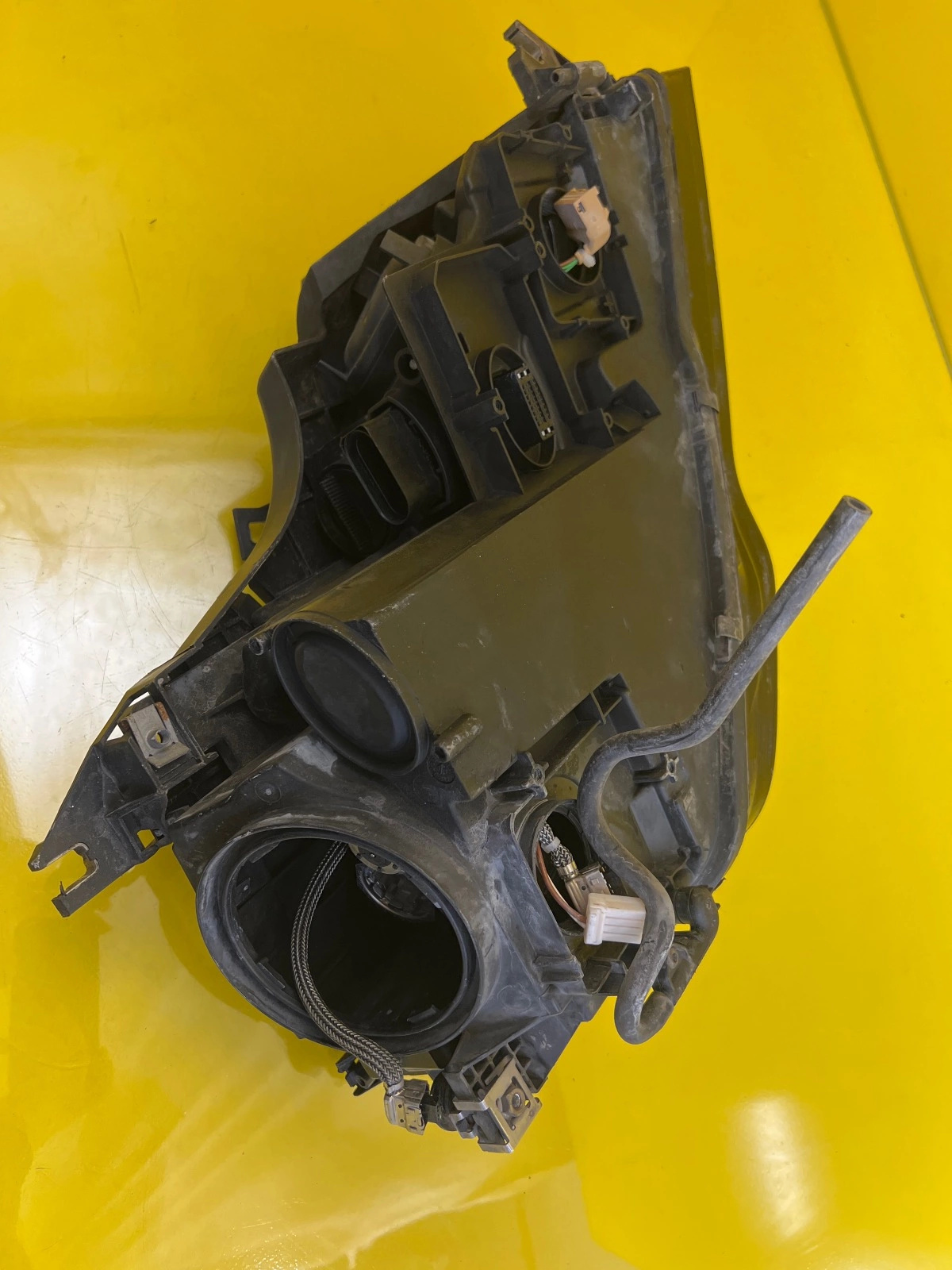 Far stânga Xenon OEM 23334 - Image 5