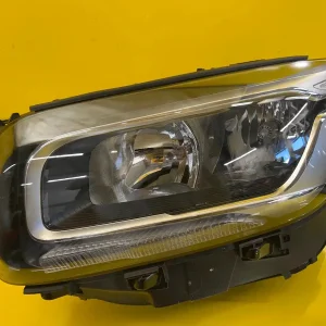 Far Stanga Mercedes Glb W247