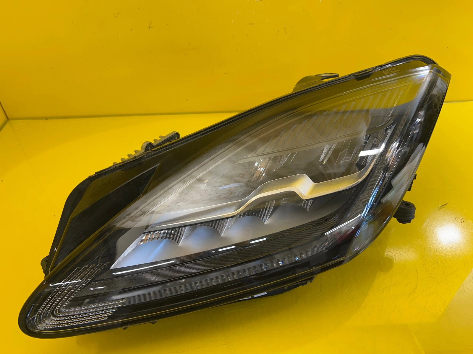 Far Jaguar E Pace X540 Mid LED