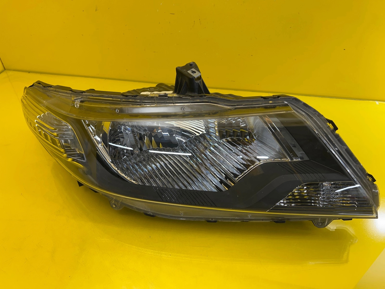 Far Dreapta Honda City