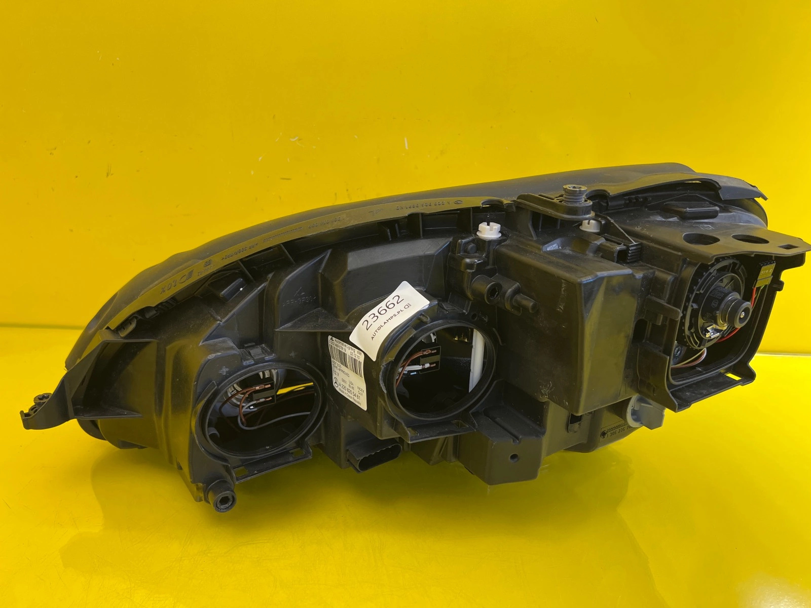 Far dreapta Bi-Xenon Facelift OEM 23662 - Image 3