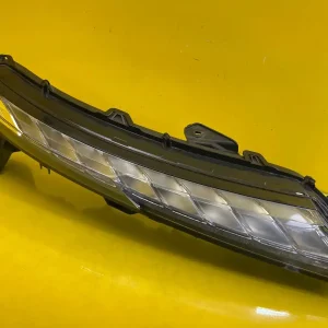 Far Dreapta Mitsubishi Eclipse Cross Lift 21R LED