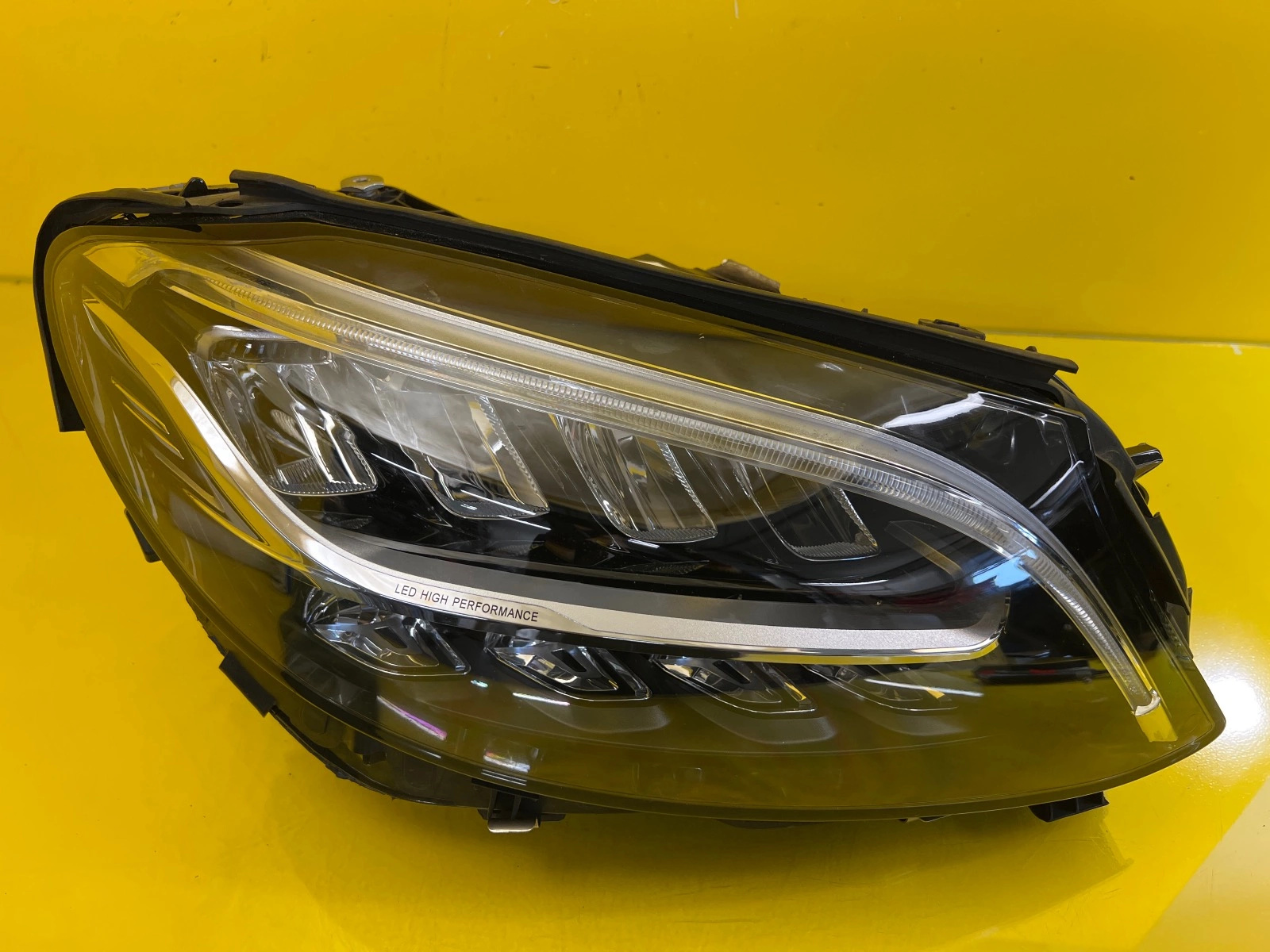 Far dreapta Facelift OEM 23812