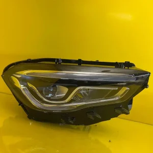 Far Dreapta Mercedes GLA H247 247 LED