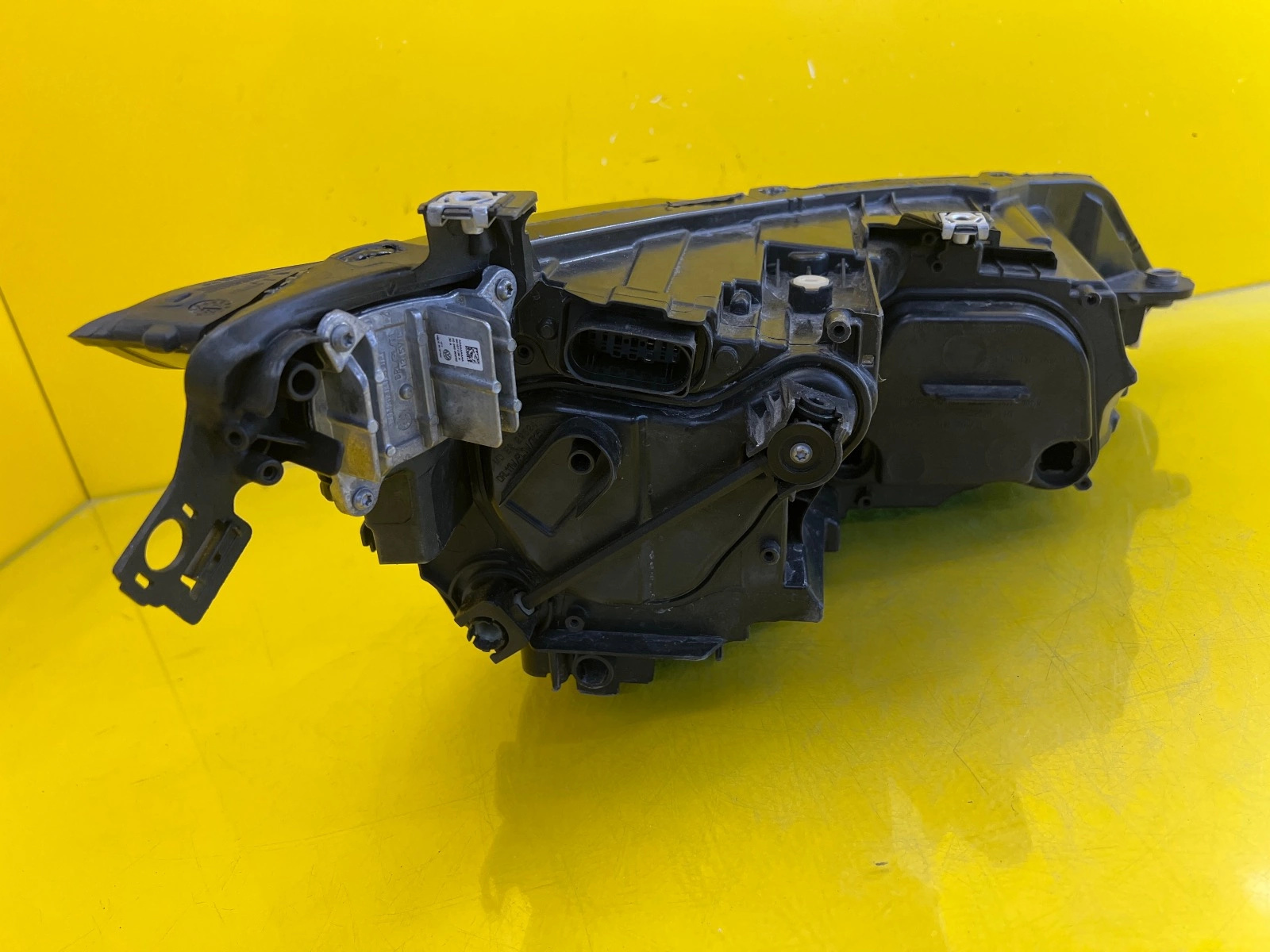 Far VW Golf 8 VIII Full LED - Image 4