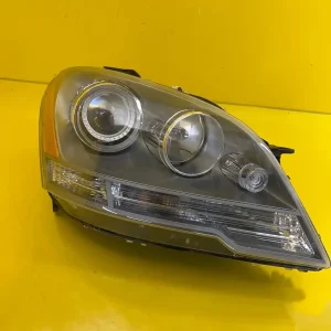 Far Dreapta Mercedes Ml W164 05 08 Bixenon
