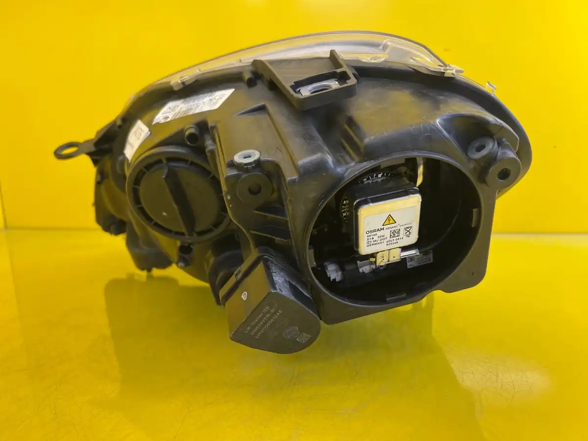 Far Dreapta Mercedes Ml W164 05 08 Bixenon