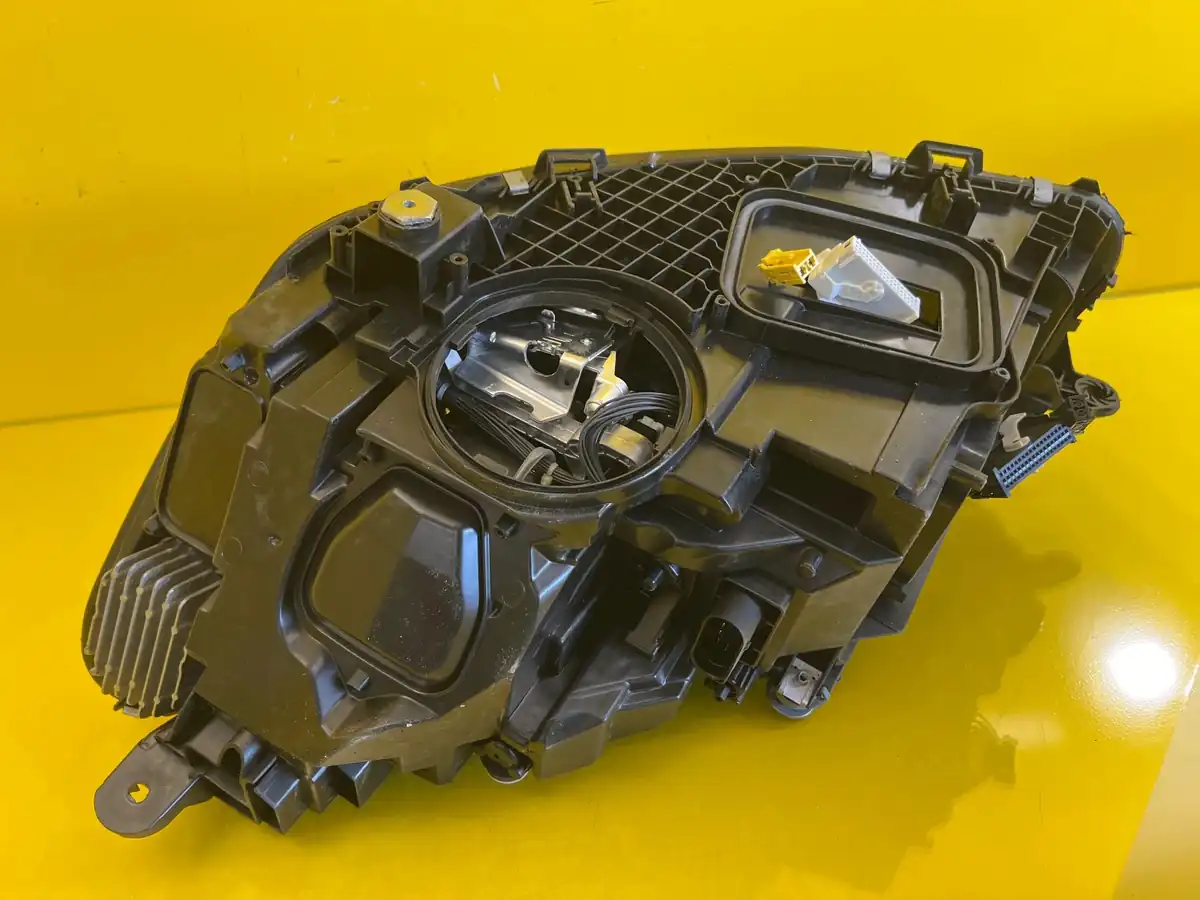 Far Dreapta Mercedes S 222 Lift Full LED
