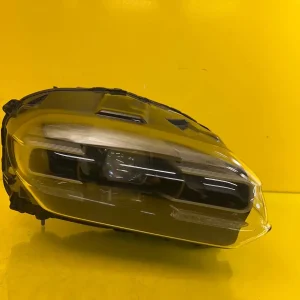 Far Dreapta Porsche Taycan 9J1 Full LED