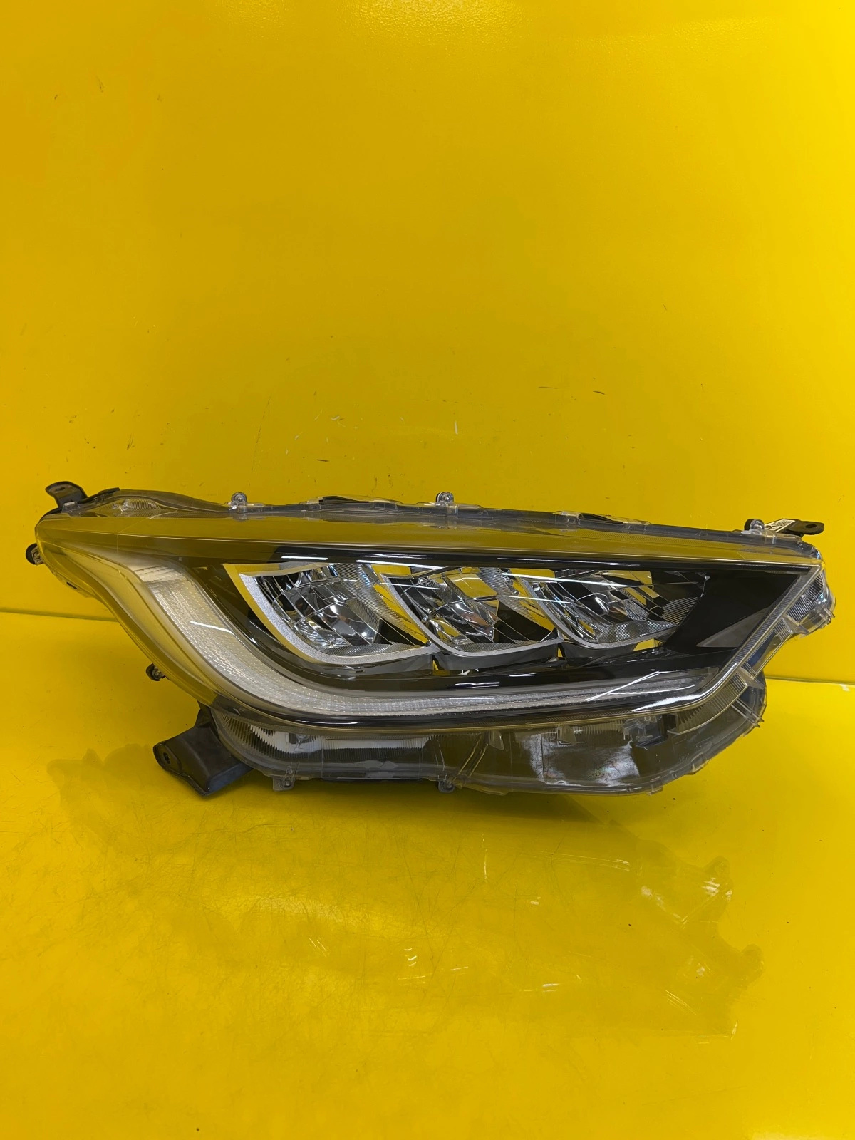 Far dreapta Full LED OEM 24164