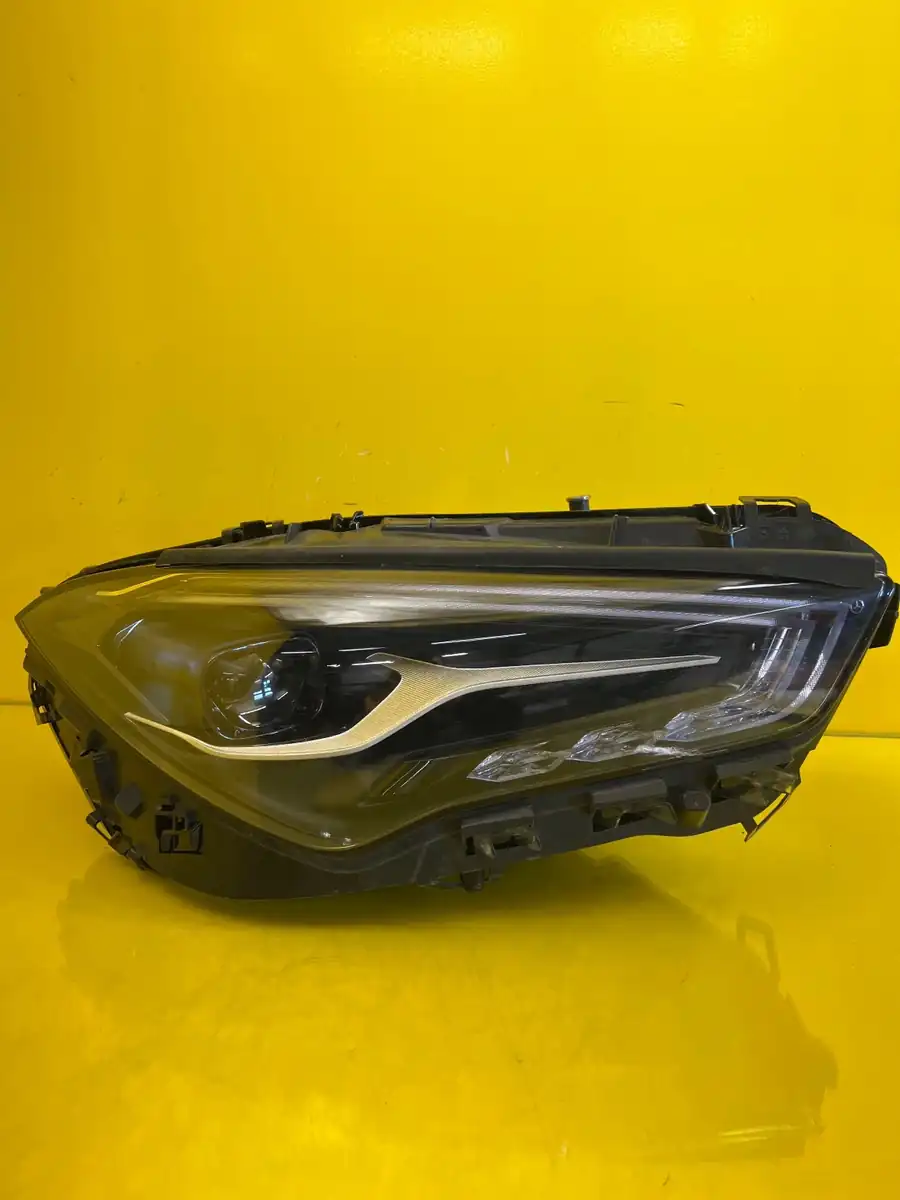 Far Dreapta Mercedes CLA W118 Full LED