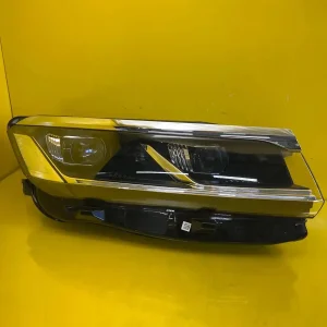 Far Dreapta VW Touareg 3 III 760 Full LED