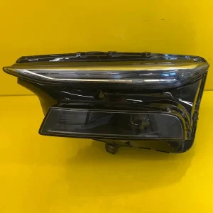 Far Audi A6 E-Tron Full LED