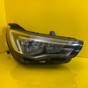Far Dreapta Opel Grandland LED
