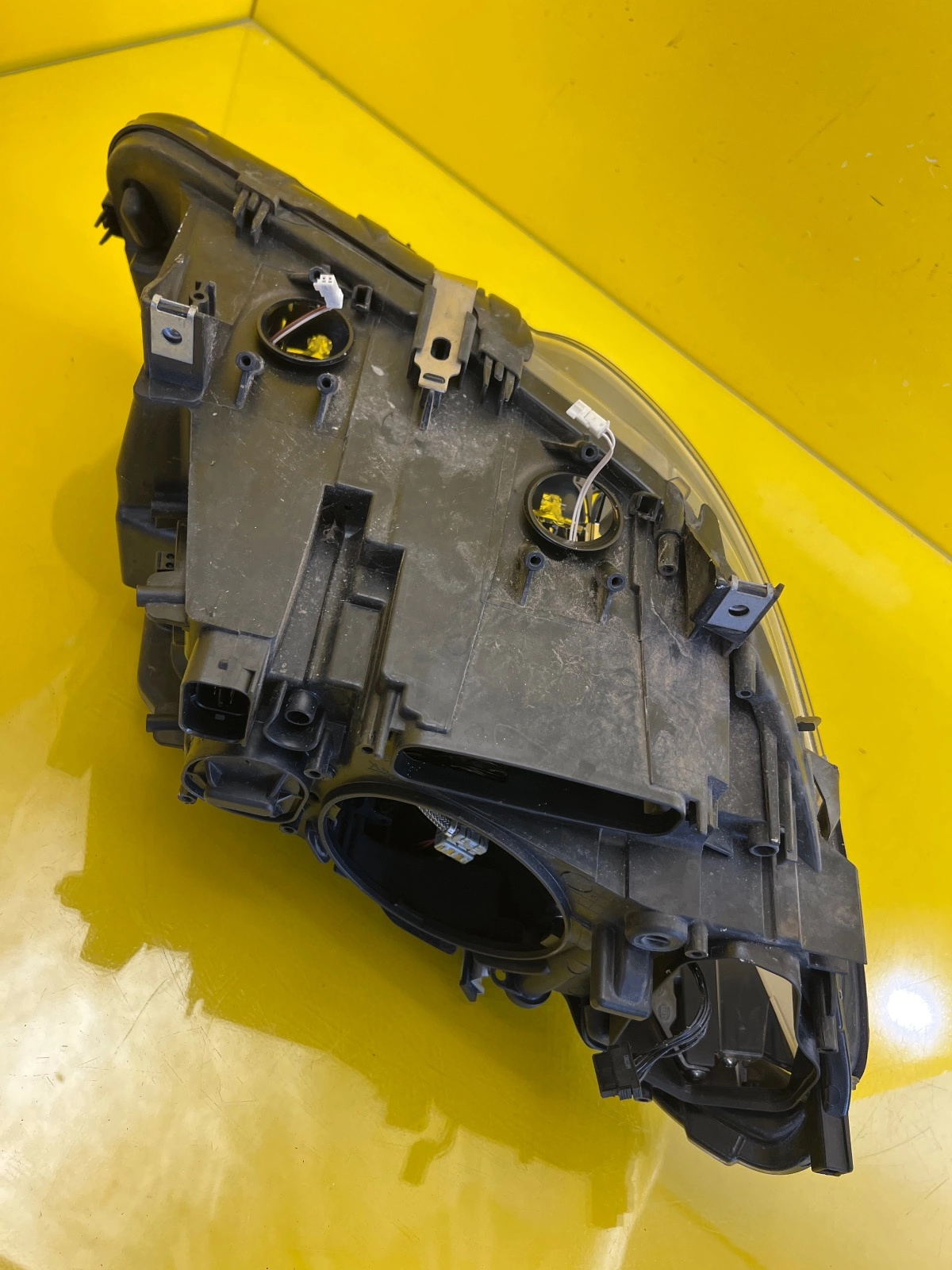 Far stânga Xenon BMW Seria 5 F10 OEM 7203245-18 - Image 5