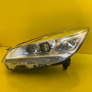 Far Ford Kuga MK2 Xenon