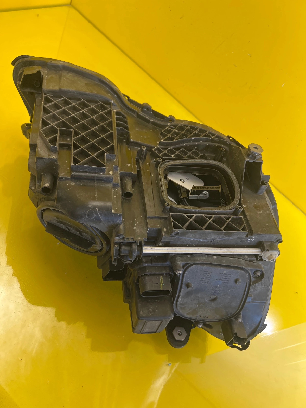 Far stânga LED Facelift OEM 24796 - Image 5