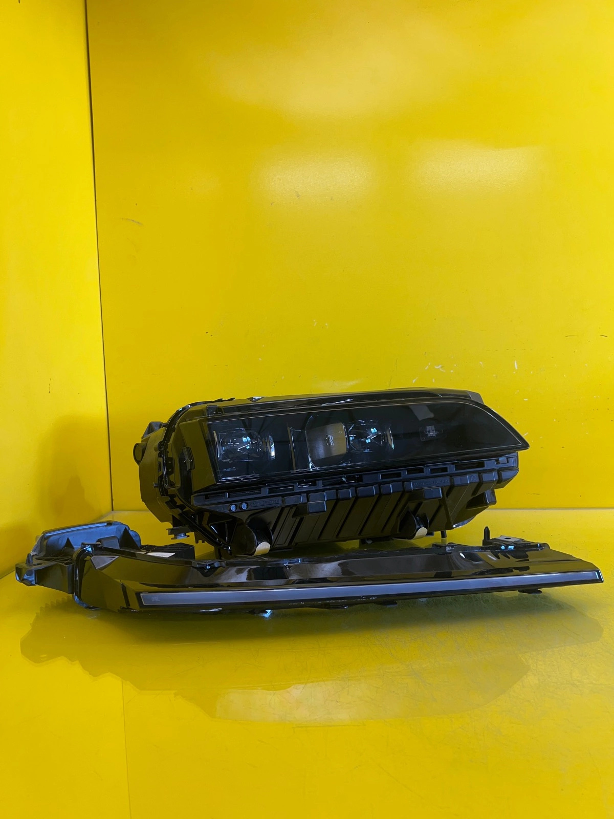 Far dreapta OEM 5A79534-01