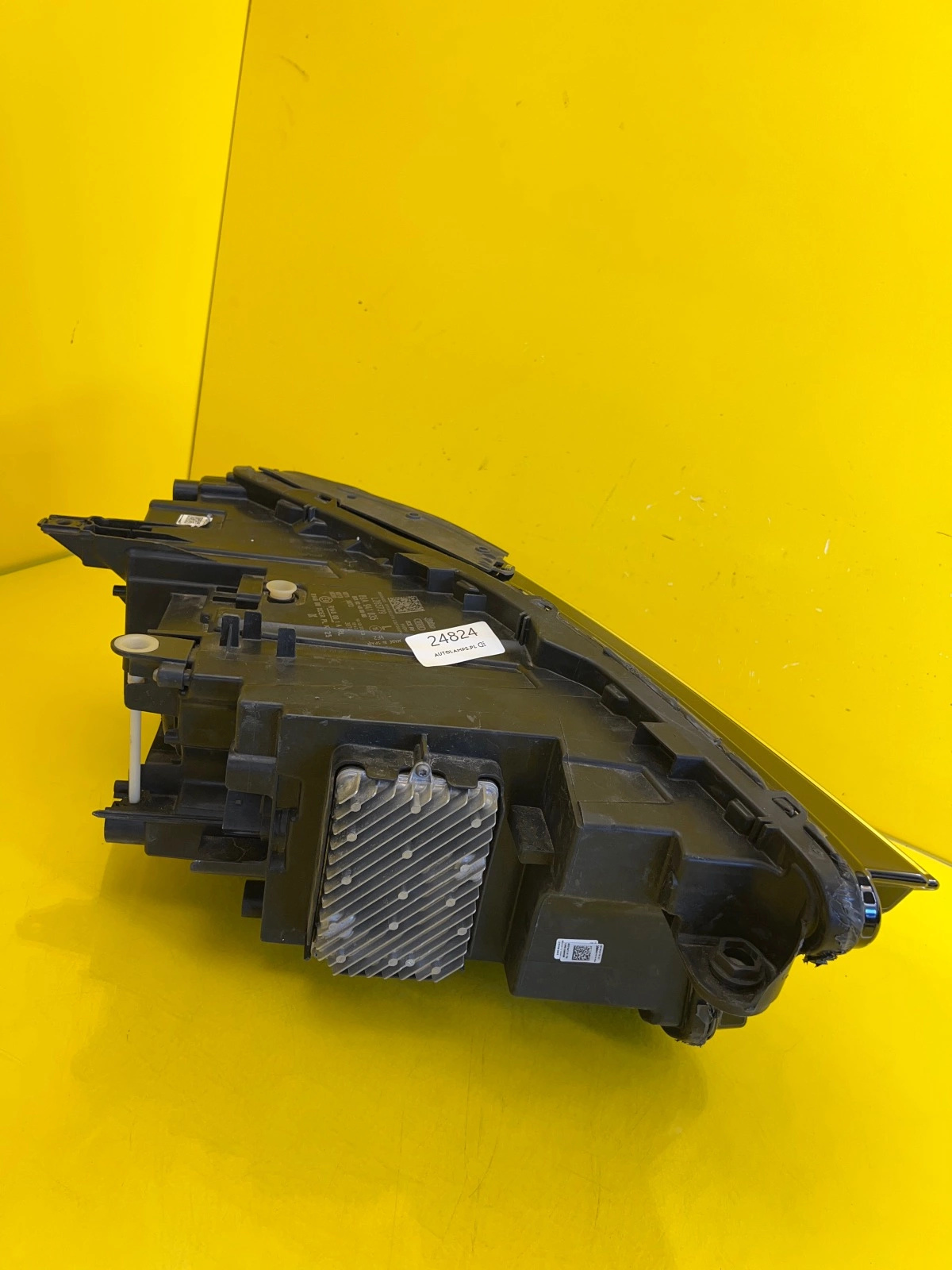 Far stânga Full LED OEM 24824 - Image 3