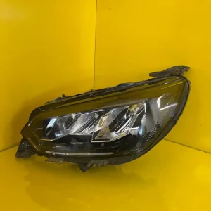 Far LED Peugeot 208