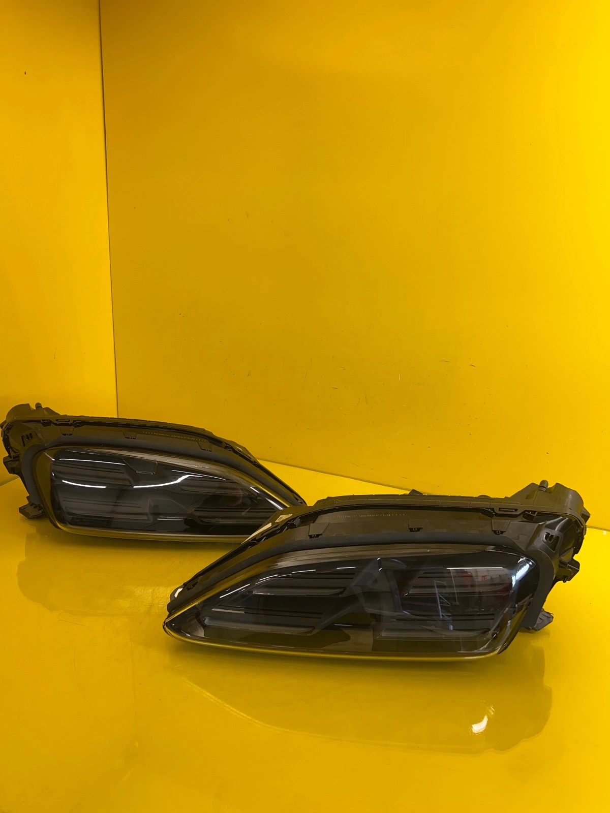 Far stânga LED OEM 25289
