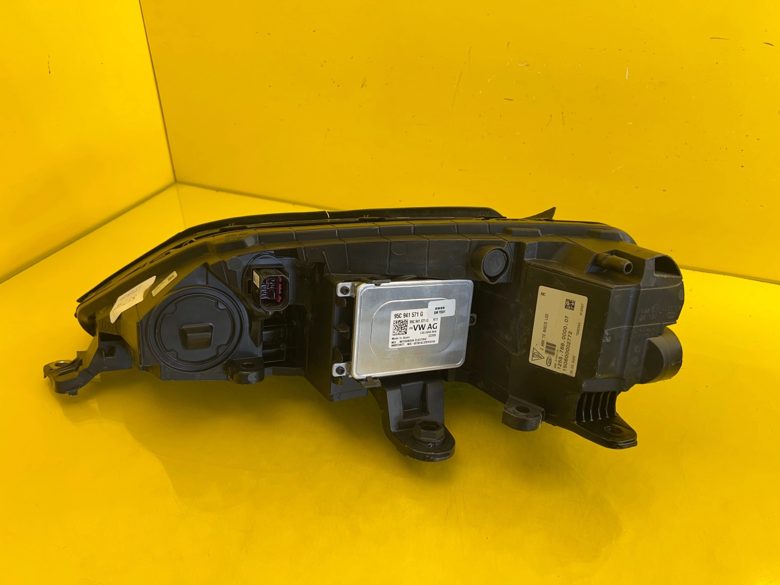 Far stânga LED OEM 25289 - Image 3