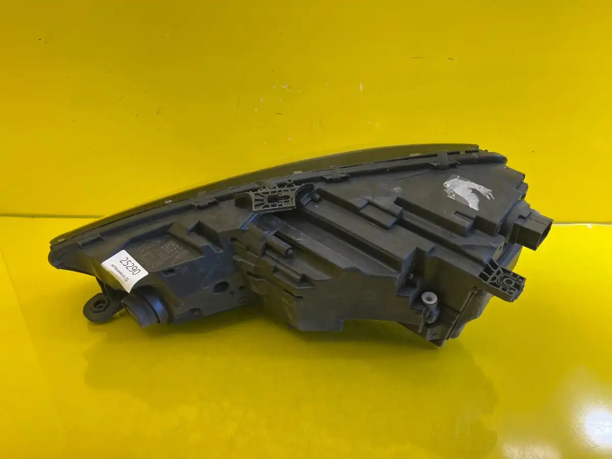 Far Dreapta Audi A4 RS4 8W0 Matrix LED