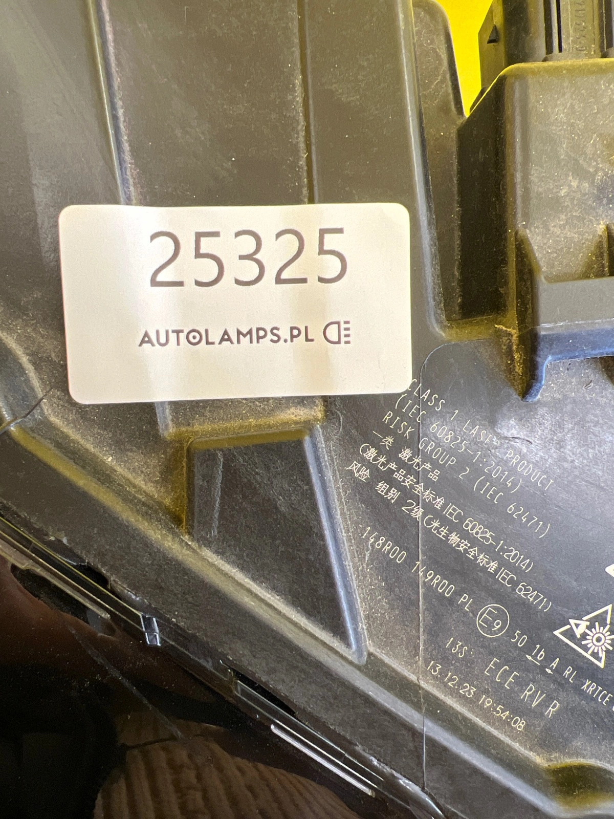 Far dreapta Laser Facelift OEM 25325 - Image 2