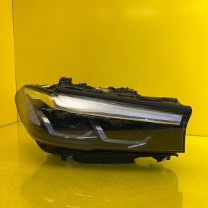 Far dreapta Full LED BMW Seria 5 G30 OEM 5A26FA4-02