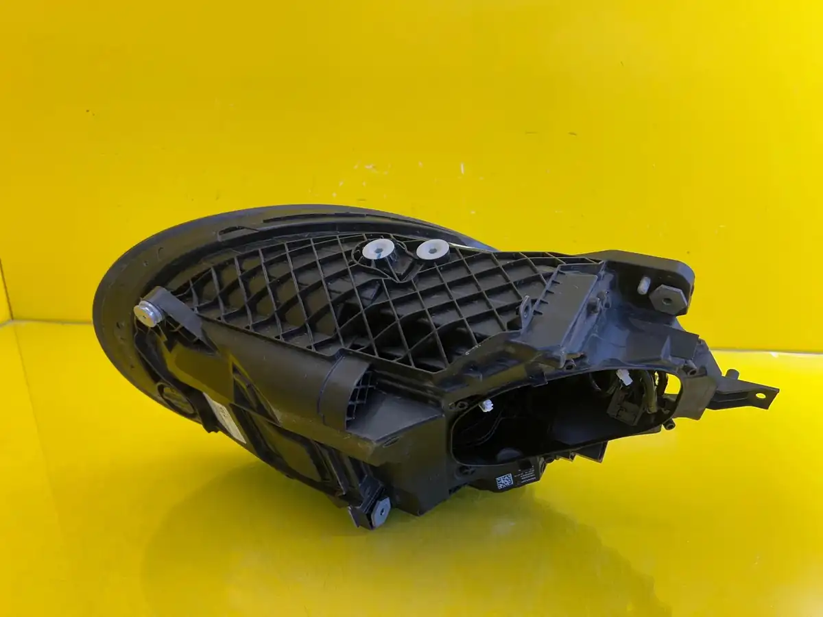 Far Dreapta Porsche Carrera 911 992 19- Full LED