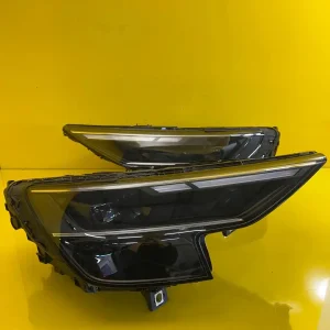 Far Audi Q8 SQ8 4M Lift Full LED