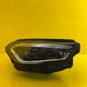 Far Dreapta Mercedes Gla W247 Multibeam