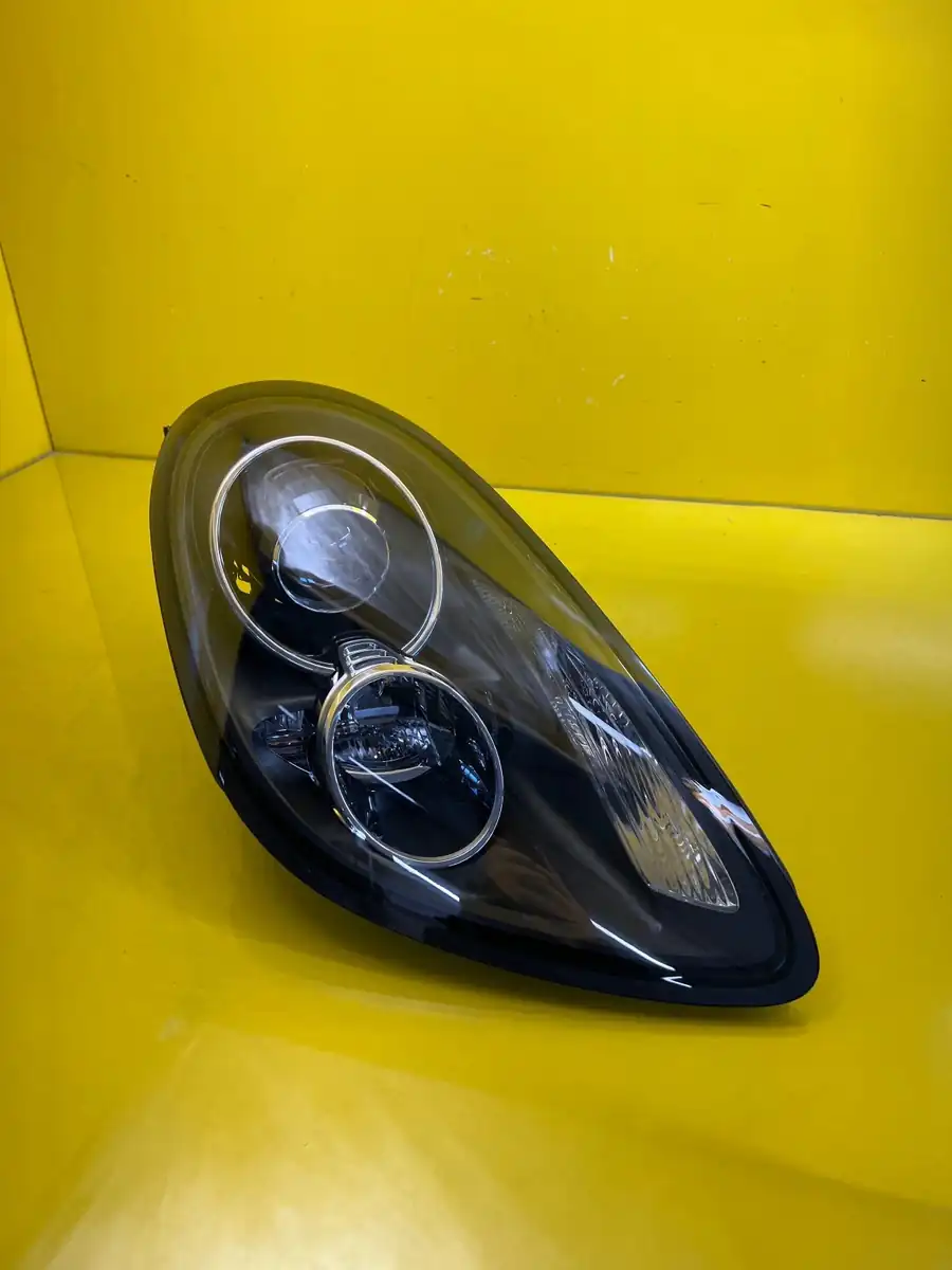 Far Dreapta Porsche Boxster Cayman 981 Xenon
