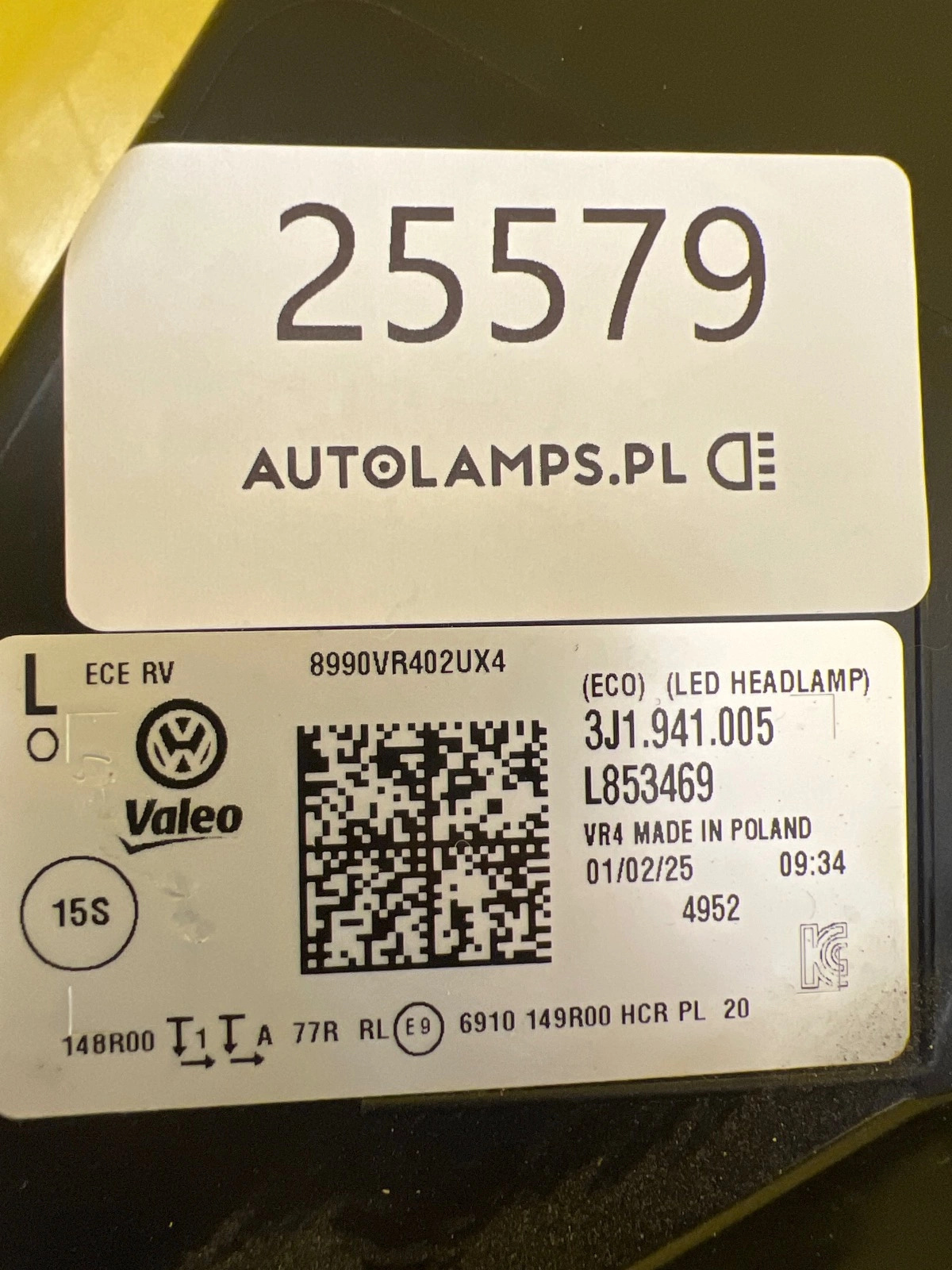 Far VW Passat B9 Full LED - Image 2