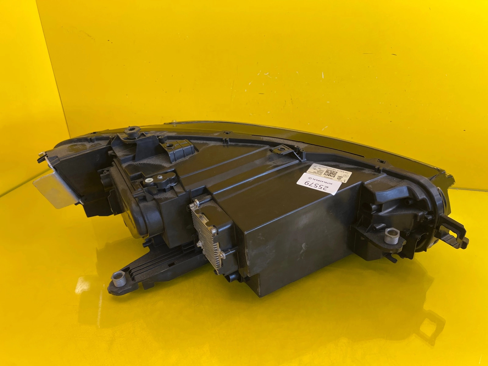 Far VW Passat B9 Full LED - Image 3