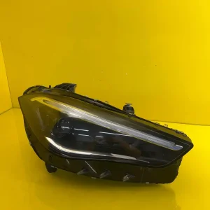Far Dreapta Mercedes Cle W236 236 LED