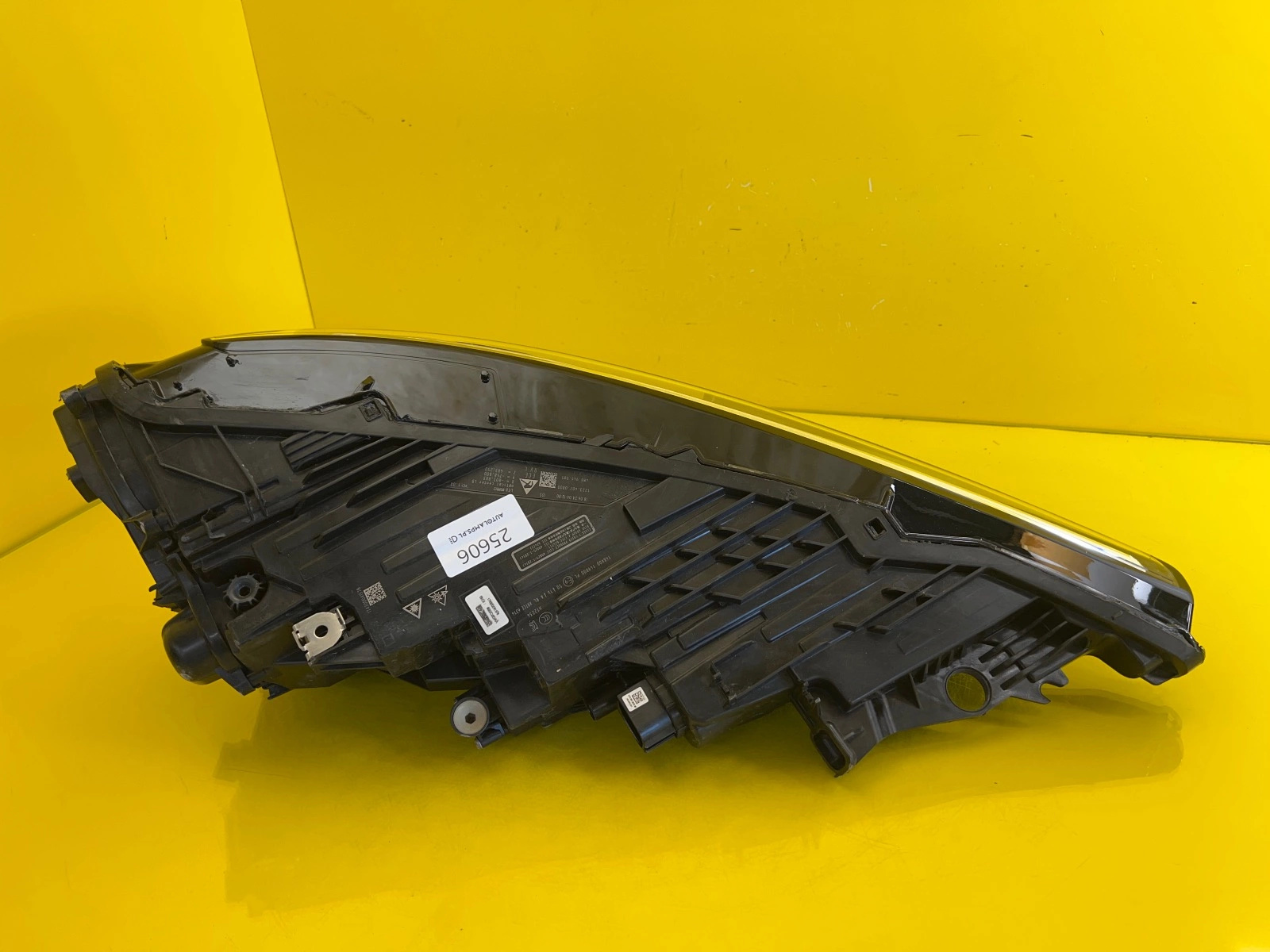 Far stânga Laser Facelift OEM 25606 - Image 3