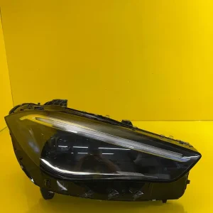 Far Dreapta Mercedes Cle W236 236 LED