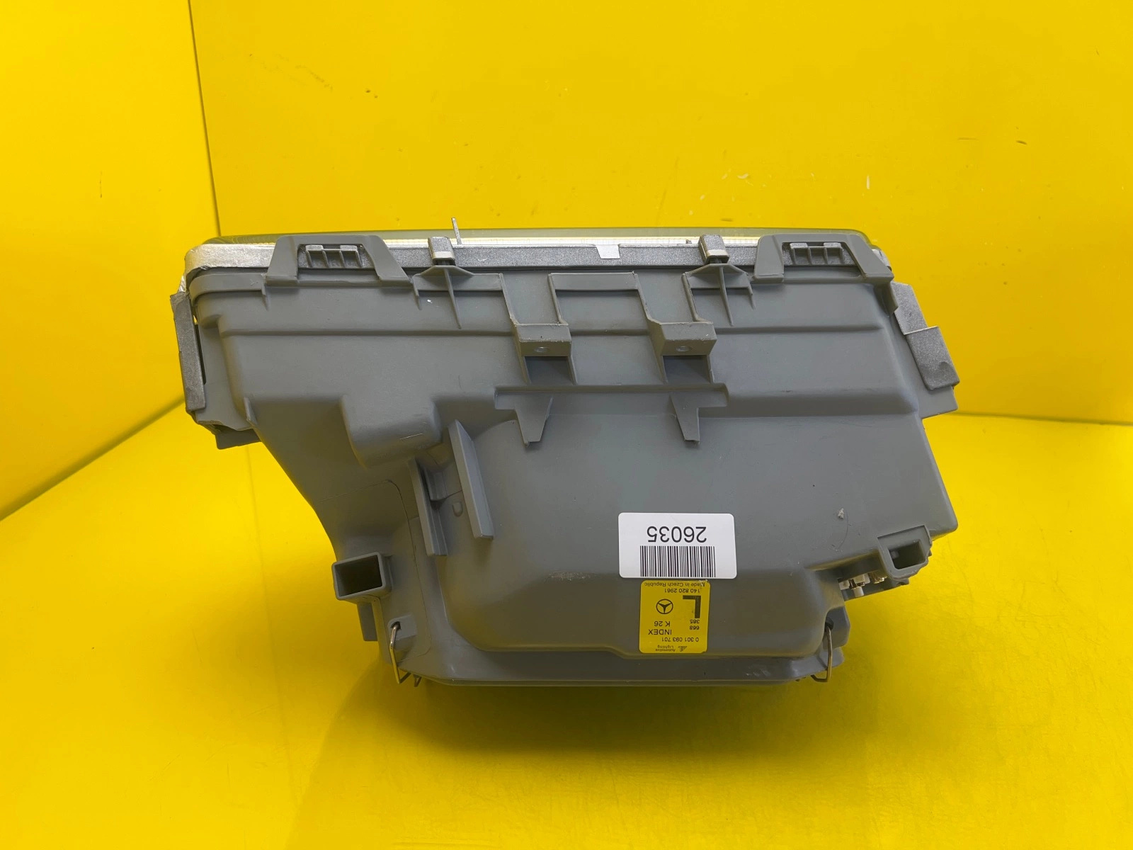 Far stânga Facelift OEM 26035 - Image 4