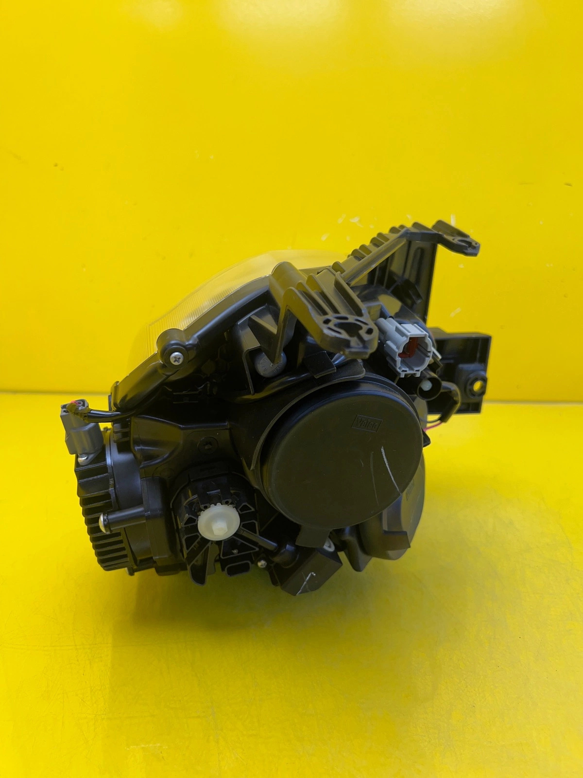 Far Xenon Nissan Juke - Image 4